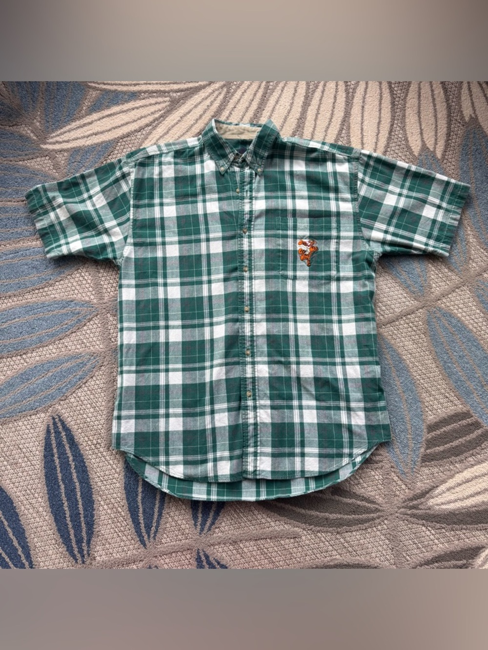 Vintage Disney Store Winnie Pooh Tigger Men’s Green Plaid Button Down Sz Large